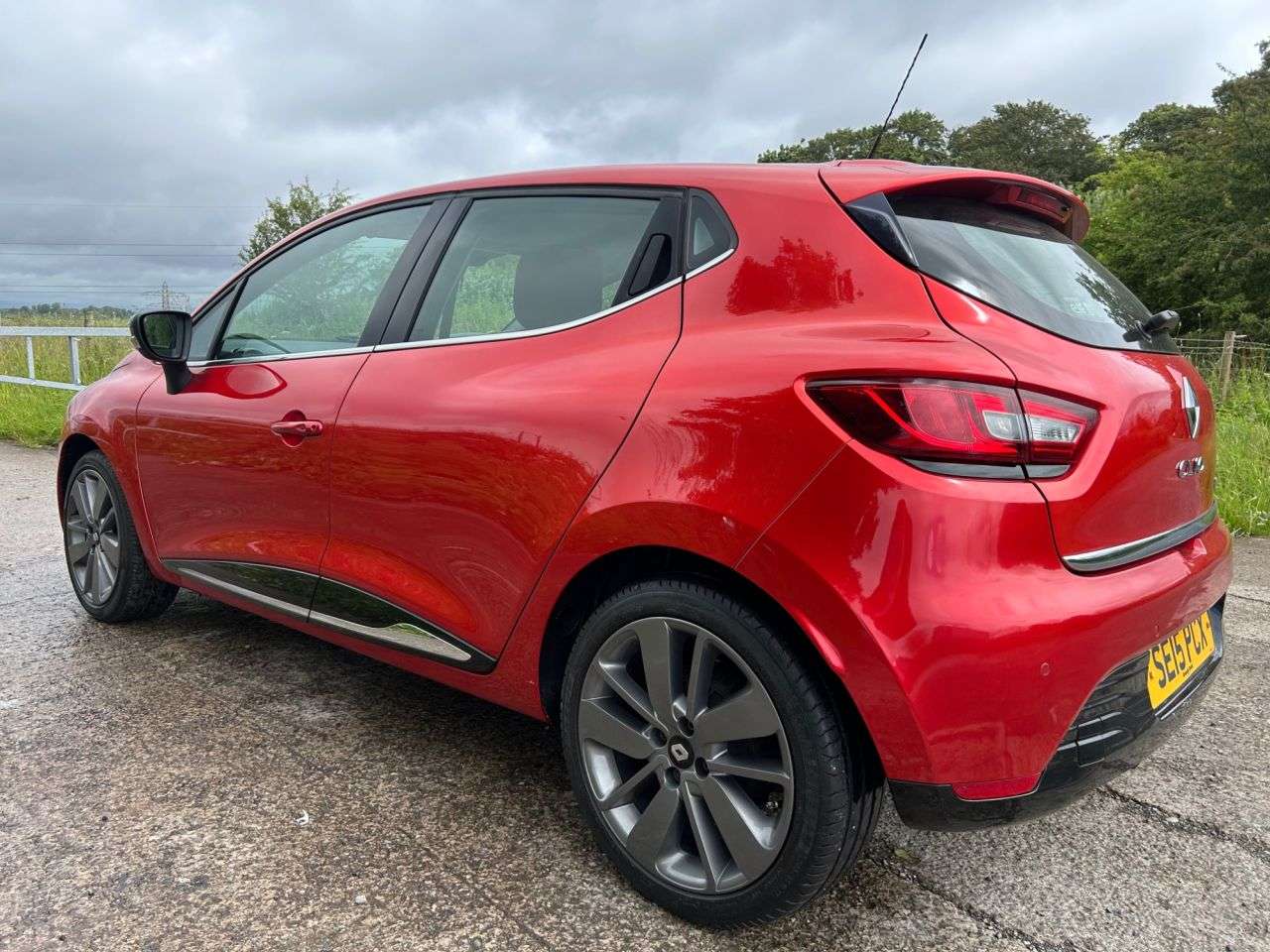 2015 RENAULT CLIO 2015 RENAULT CLIO