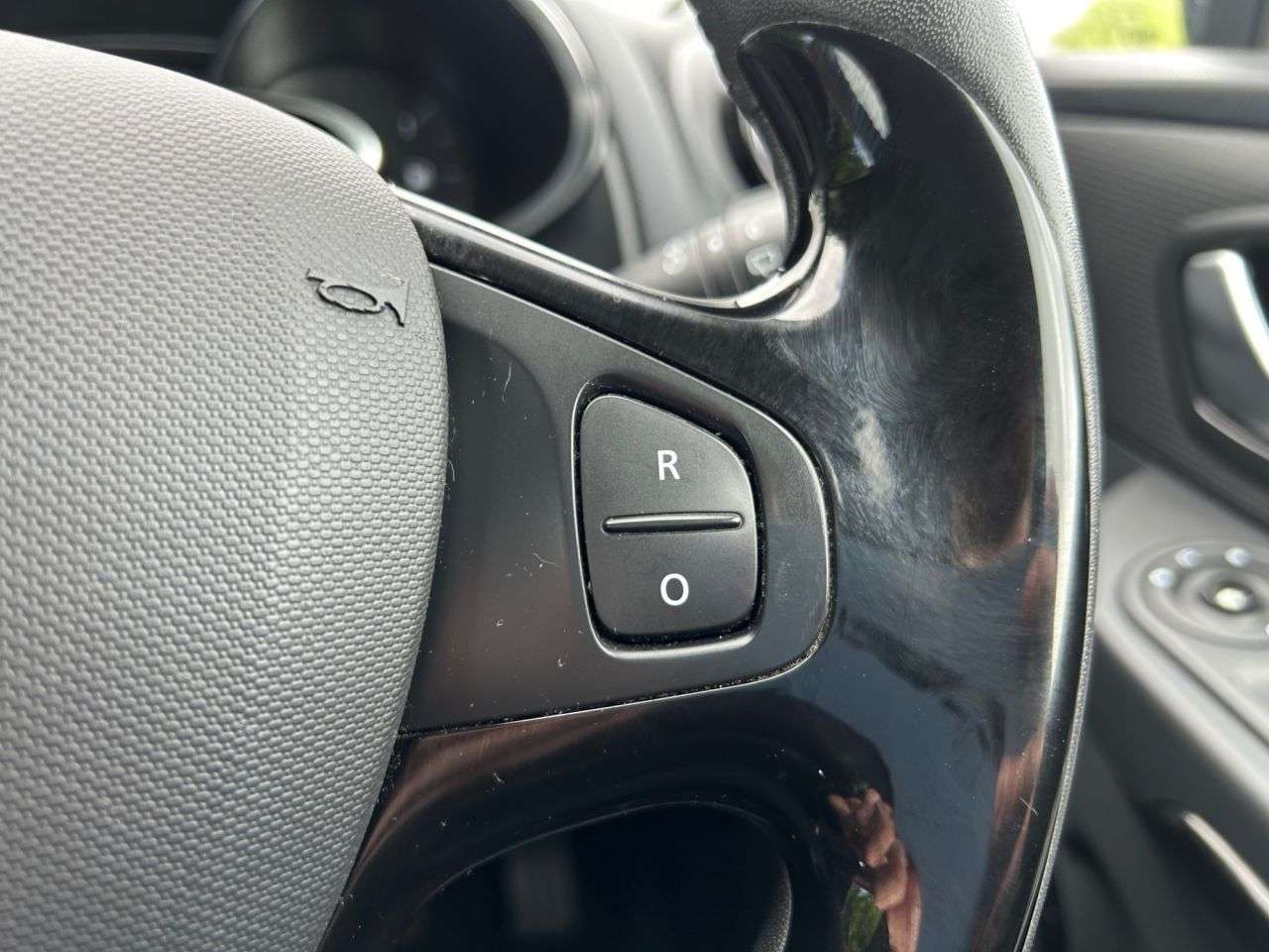 2015 RENAULT CLIO 2015 RENAULT CLIO