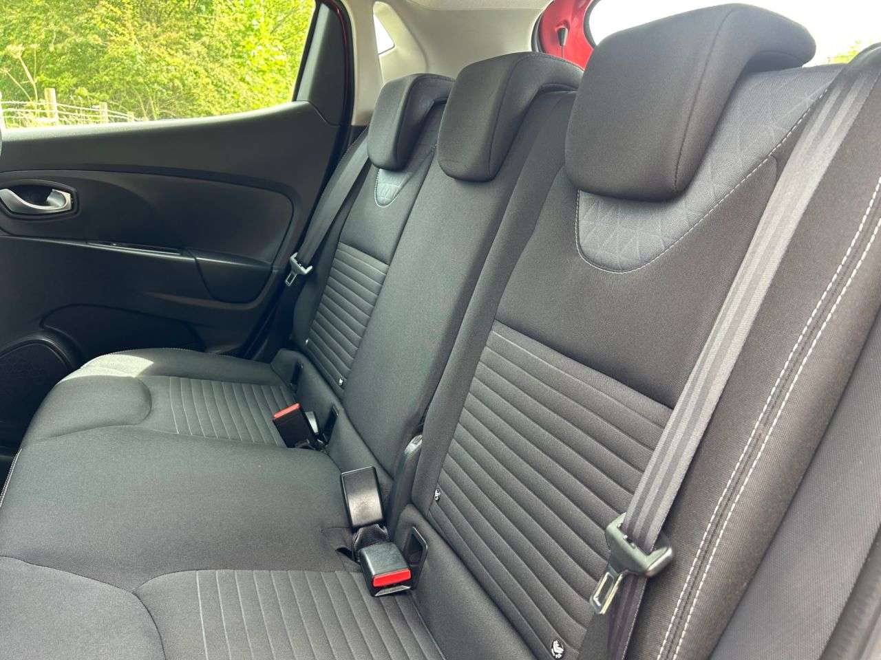 2015 RENAULT CLIO 2015 RENAULT CLIO