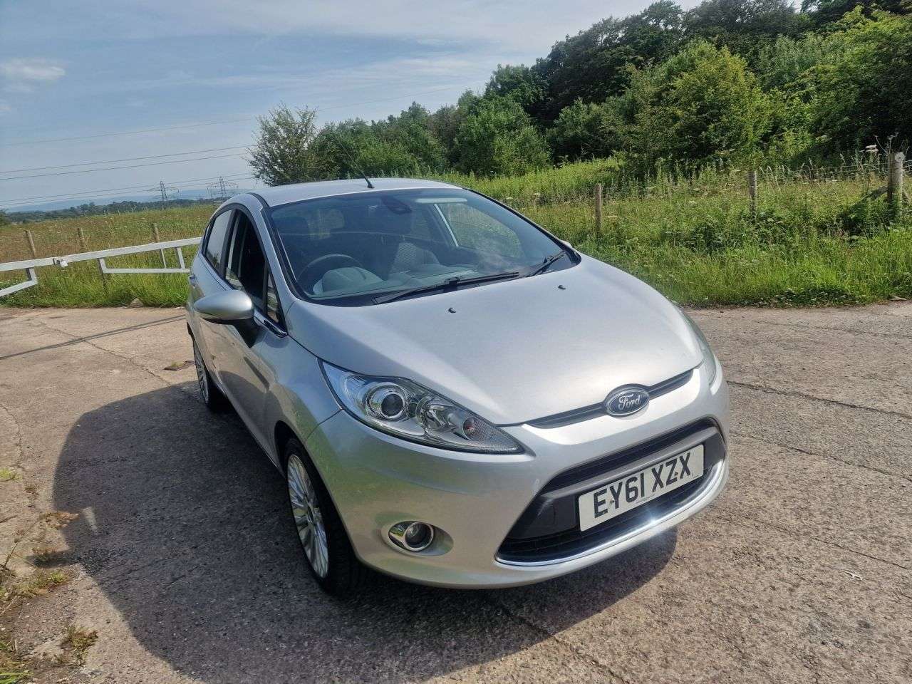 A 2011 FORD FIESTA 1.4 TDCi DPF Titanium Hatchback 5dr Diesel Manual (107 g/km, 69 bhp) A 2011 FORD FIESTA 1.4 TDCi DPF Titanium Hatchback 5dr Diesel Manual (107 g/km, 69 bhp)