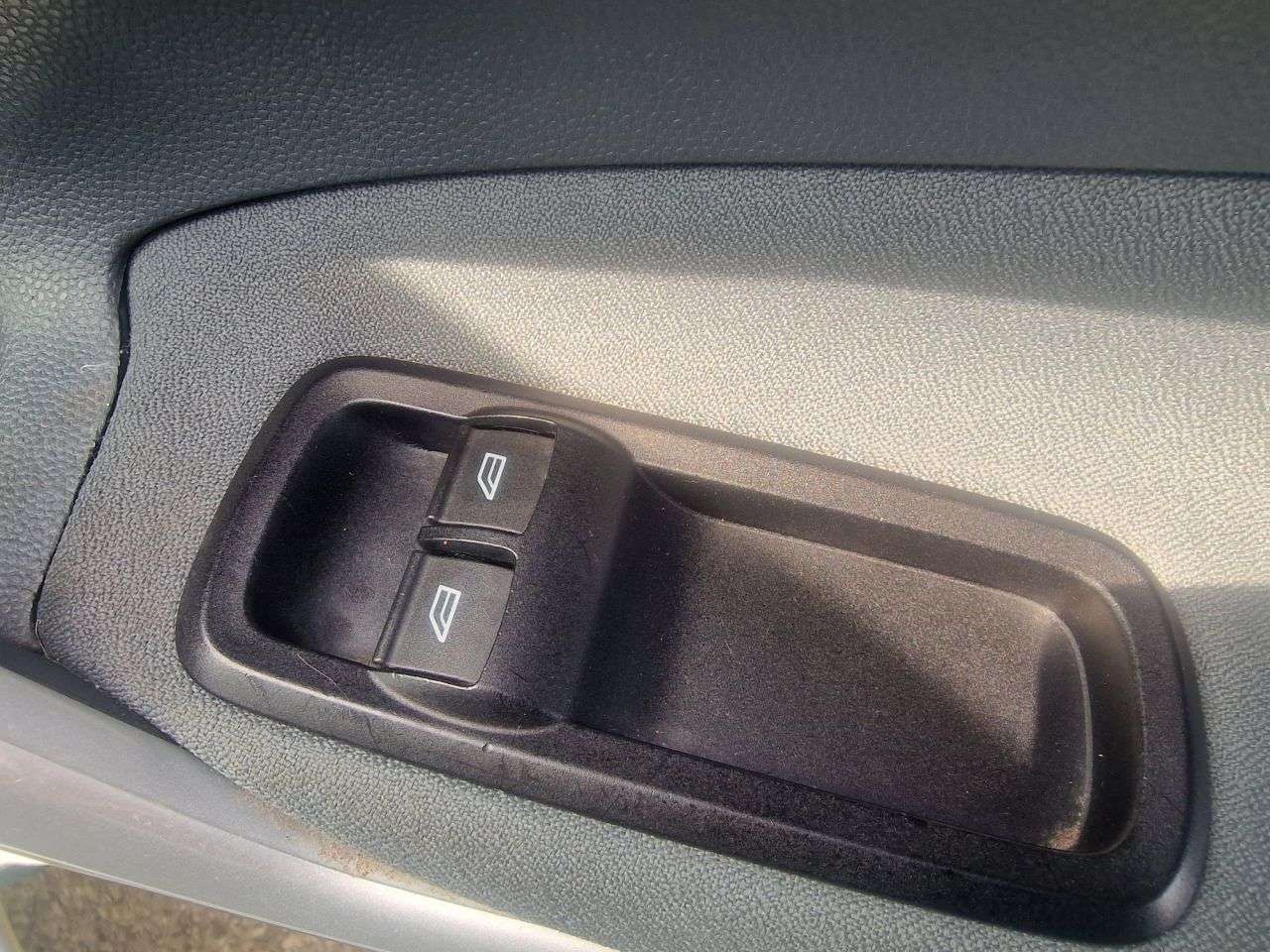 2011 FORD FIESTA 2011 FORD FIESTA