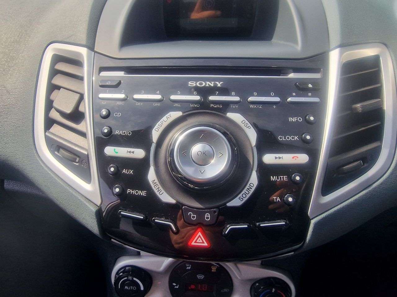 2011 FORD FIESTA 2011 FORD FIESTA