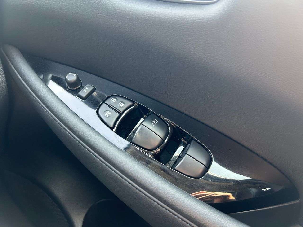 2022 NISSAN LEAF 2022 NISSAN LEAF