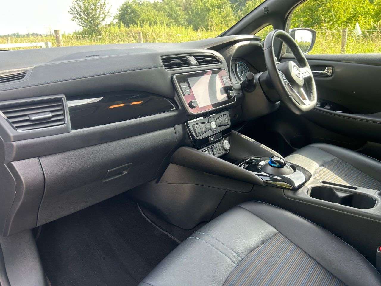 2022 NISSAN LEAF 2022 NISSAN LEAF