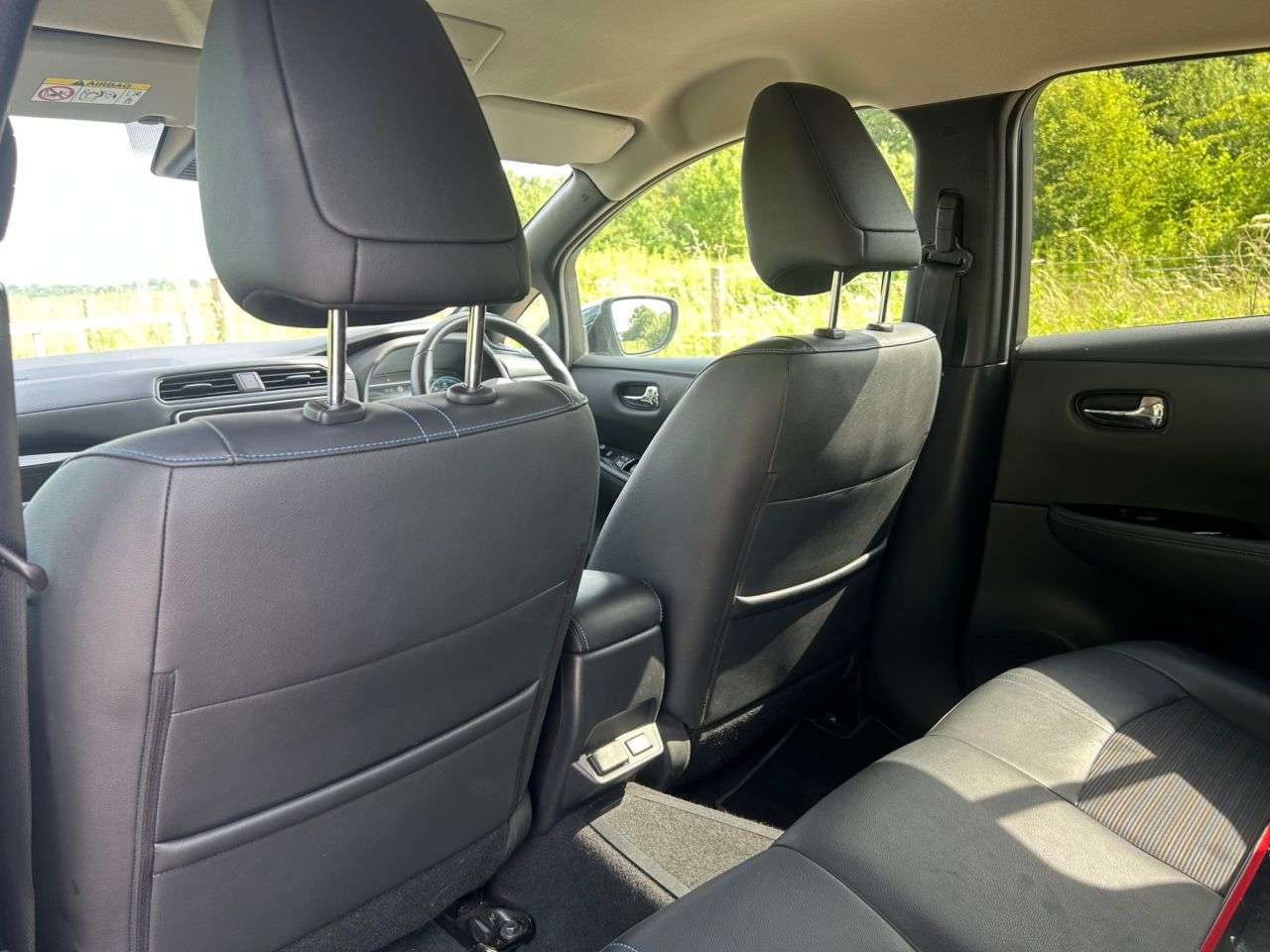 2022 NISSAN LEAF 2022 NISSAN LEAF