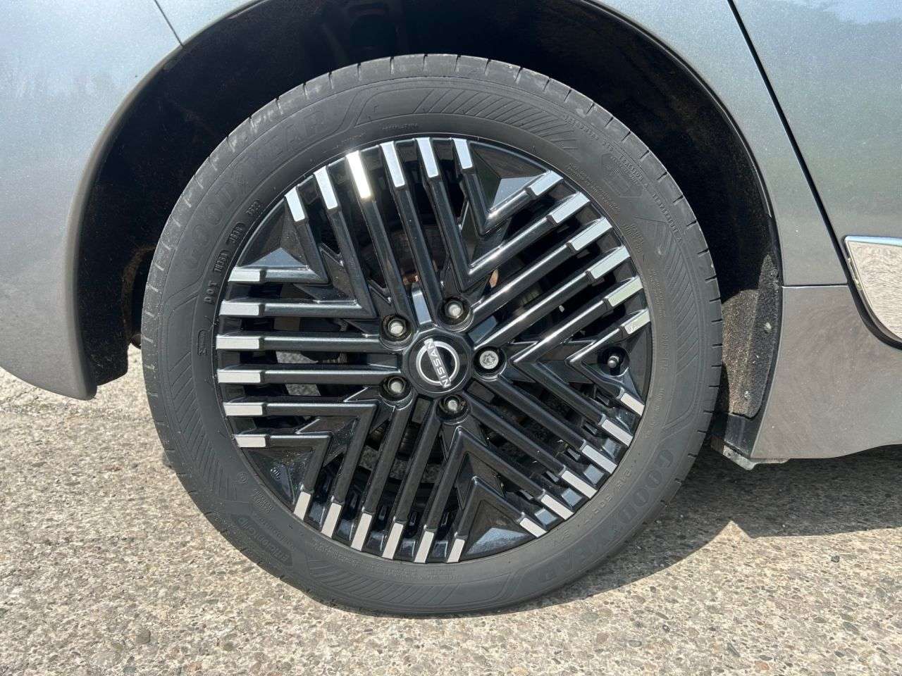 2022 NISSAN LEAF 2022 NISSAN LEAF