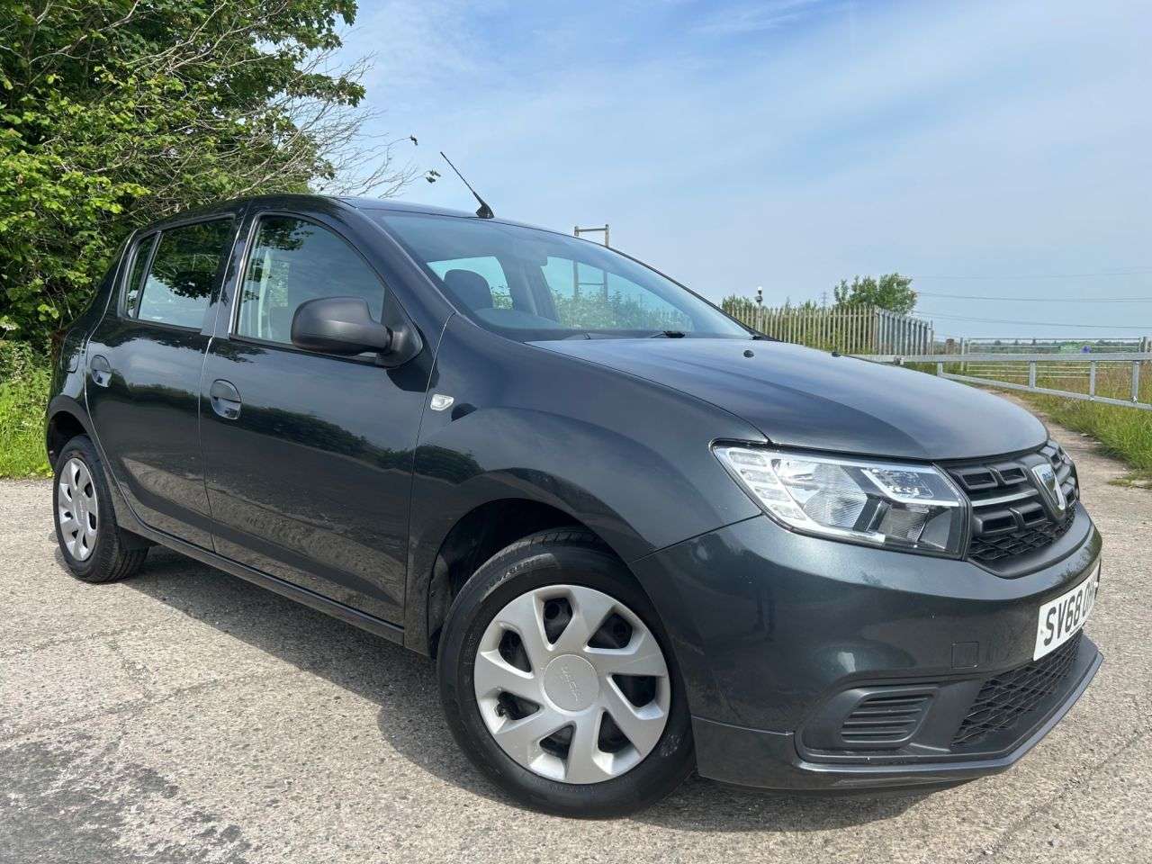 A 2018 DACIA SANDERO 1.0 SCe Ambiance Hatchback 5dr Petrol Manual Euro 6 (75 ps) A 2018 DACIA SANDERO 1.0 SCe Ambiance Hatchback 5dr Petrol Manual Euro 6 (75 ps)