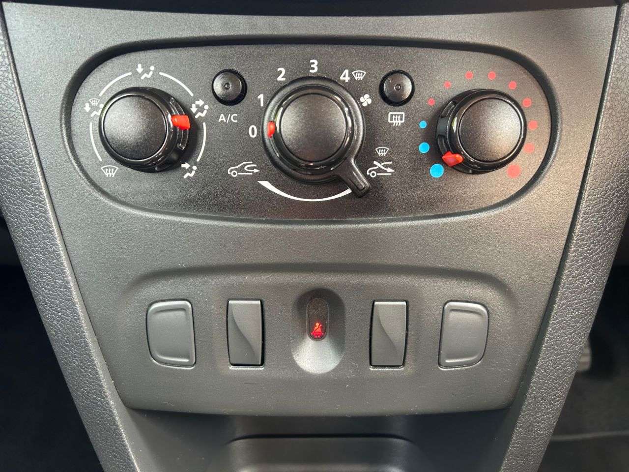 2018 DACIA SANDERO 2018 DACIA SANDERO