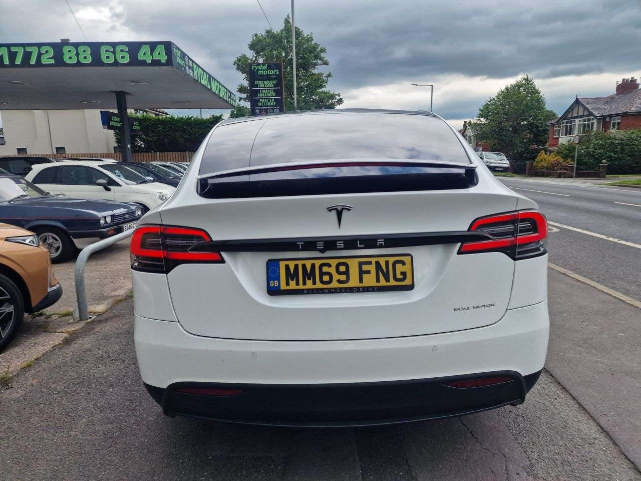 2019 TESLA MODEL X 2019 TESLA MODEL X