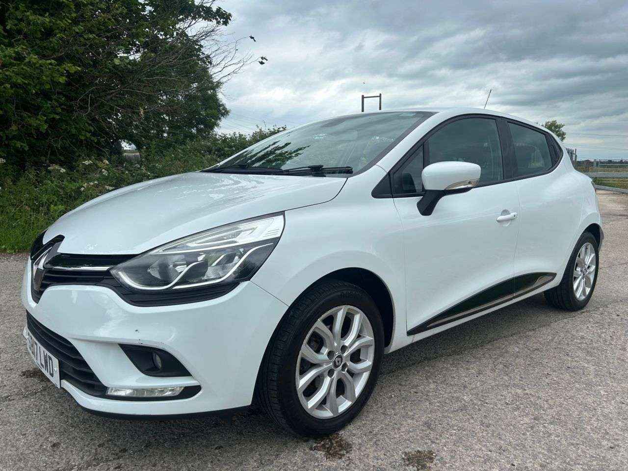 2017 RENAULT CLIO 2017 RENAULT CLIO
