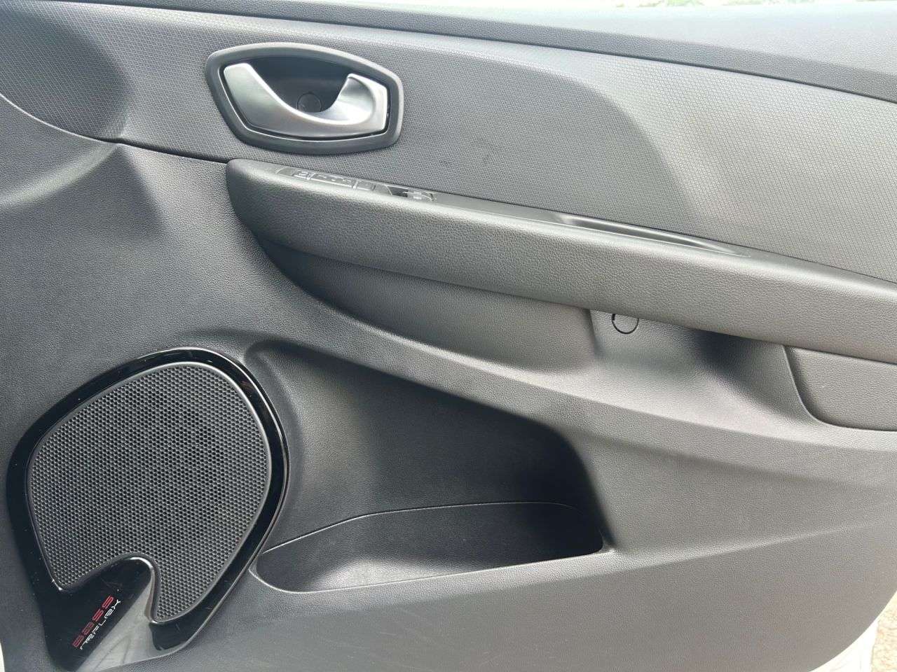 2017 RENAULT CLIO 2017 RENAULT CLIO