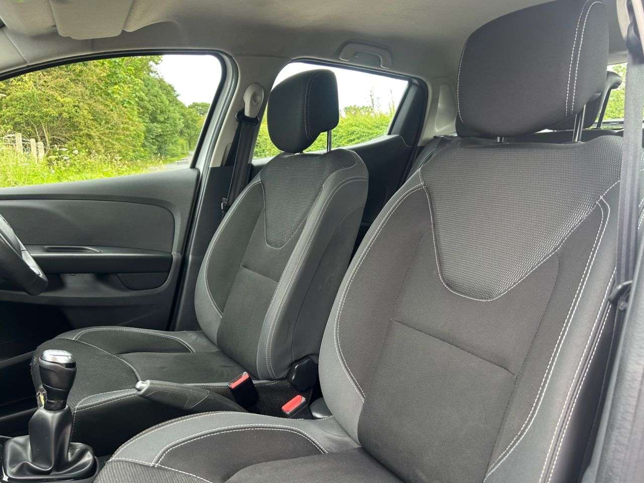2017 RENAULT CLIO 2017 RENAULT CLIO