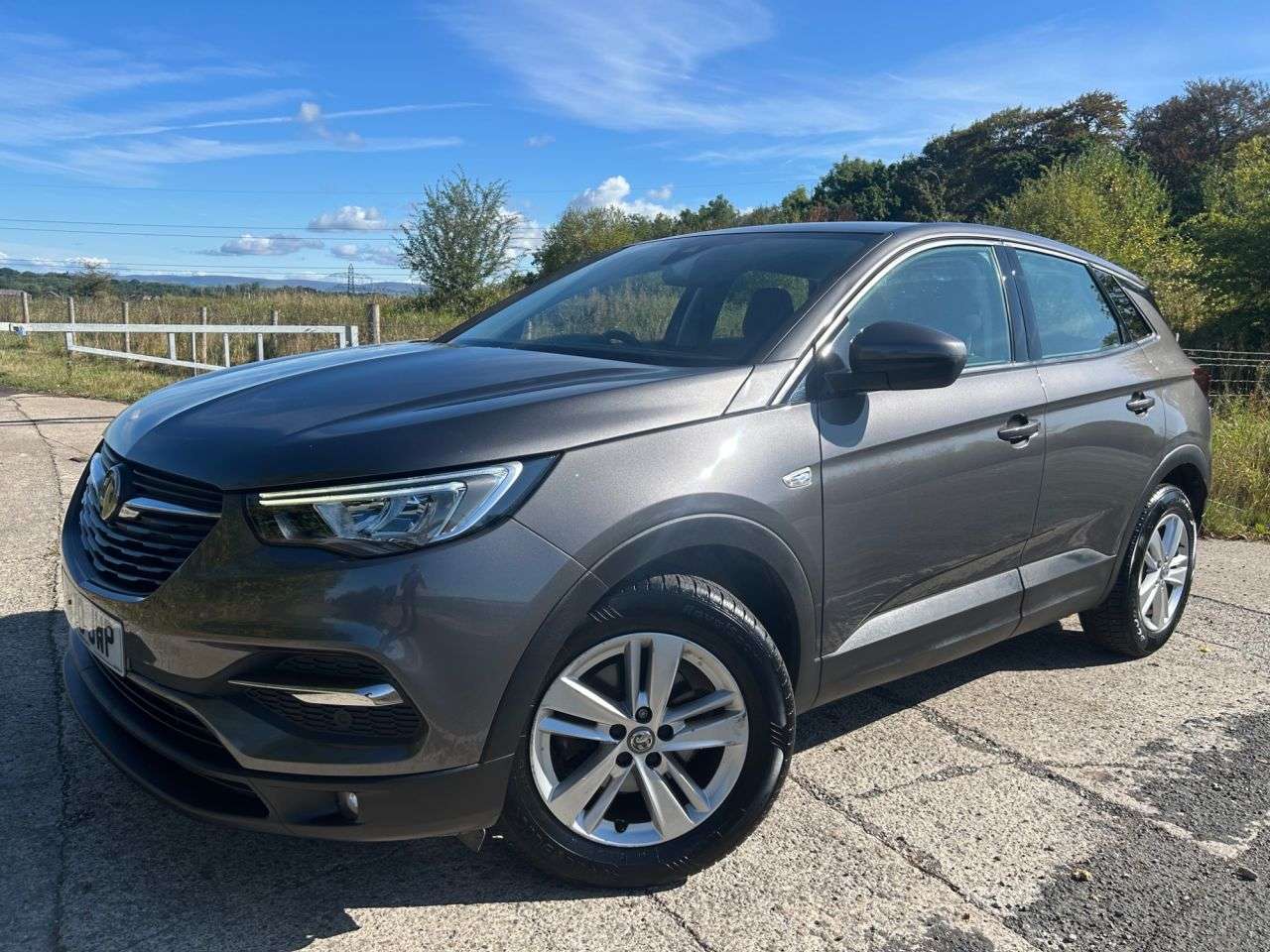 A 2020 VAUXHALL GRANDLAND X SE A 2020 VAUXHALL GRANDLAND X SE