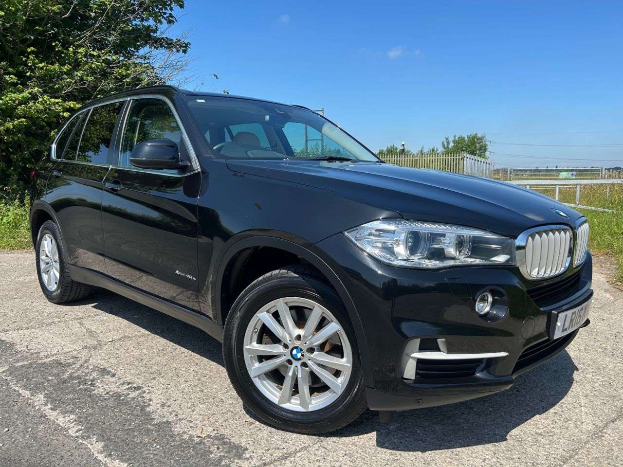 A 2016 BMW X5 2.0 40e 9.0kWh SE SUV 5dr Petrol Plug-in Hybrid Auto xDrive Euro 6 (s/s) (3 A 2016 BMW X5 2.0 40e 9.0kWh SE SUV 5dr Petrol Plug-in Hybrid Auto xDrive Euro 6 (s/s) (3