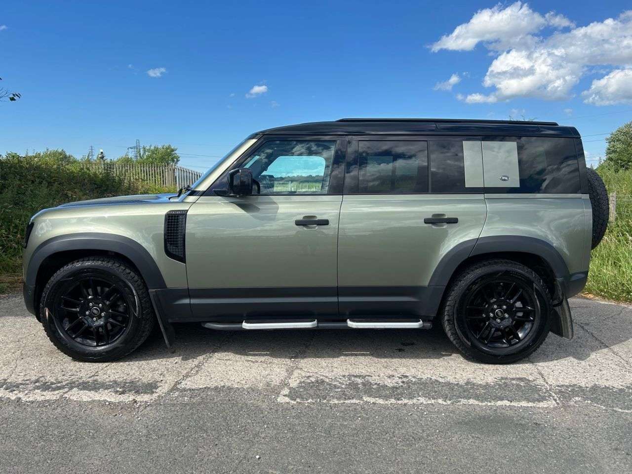 2020 LAND ROVER DEFENDER 110 2020 LAND ROVER DEFENDER 110