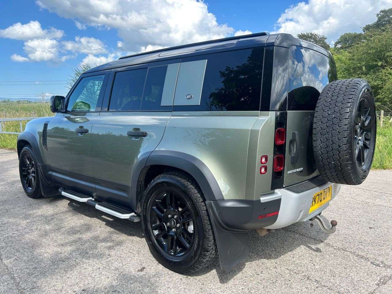 2020 LAND ROVER DEFENDER 110 2020 LAND ROVER DEFENDER 110