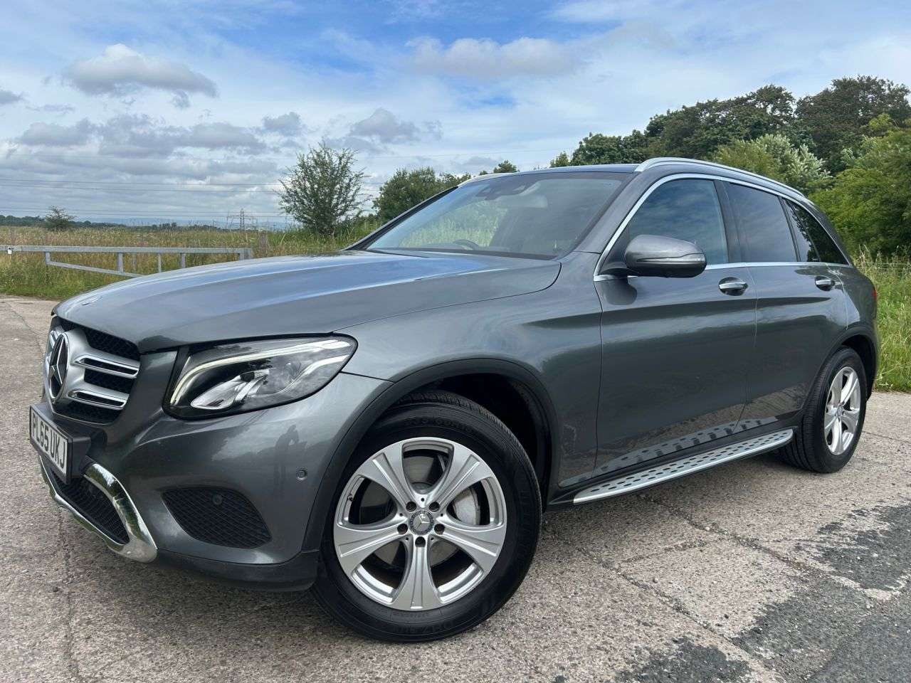 A 2016 MERCEDES-BENZ GLC 2.1 GLC250d Sport (Premium) SUV 5dr Diesel G-Tronic 4MATIC Euro 6 (s/s) (20 A 2016 MERCEDES-BENZ GLC 2.1 GLC250d Sport (Premium) SUV 5dr Diesel G-Tronic 4MATIC Euro 6 (s/s) (20