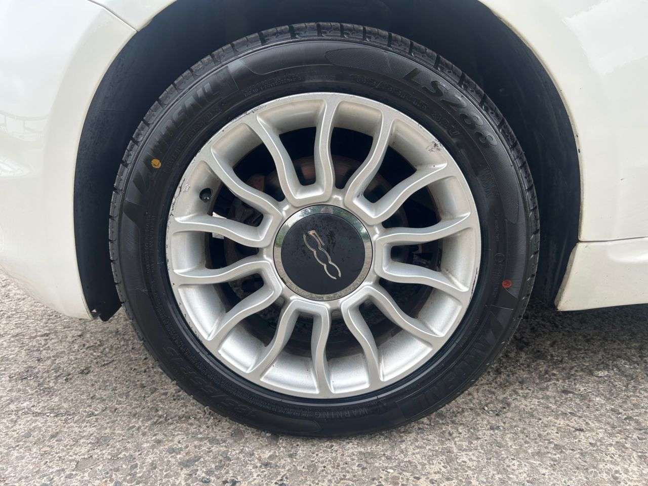 2018 FIAT 500 2018 FIAT 500