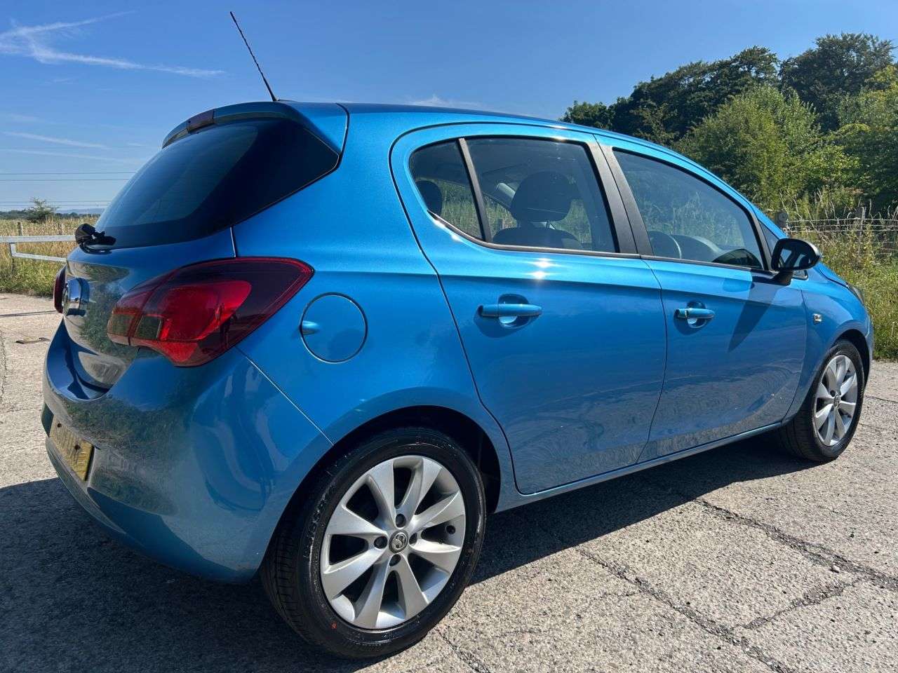 A 2018 VAUXHALL CORSA 1.4i ecoTEC Energy Hatchback 5dr Petrol Manual Euro 6 (a/c) (75 ps) 1 OWNER A 2018 VAUXHALL CORSA 1.4i ecoTEC Energy Hatchback 5dr Petrol Manual Euro 6 (a/c) (75 ps) 1 OWNER