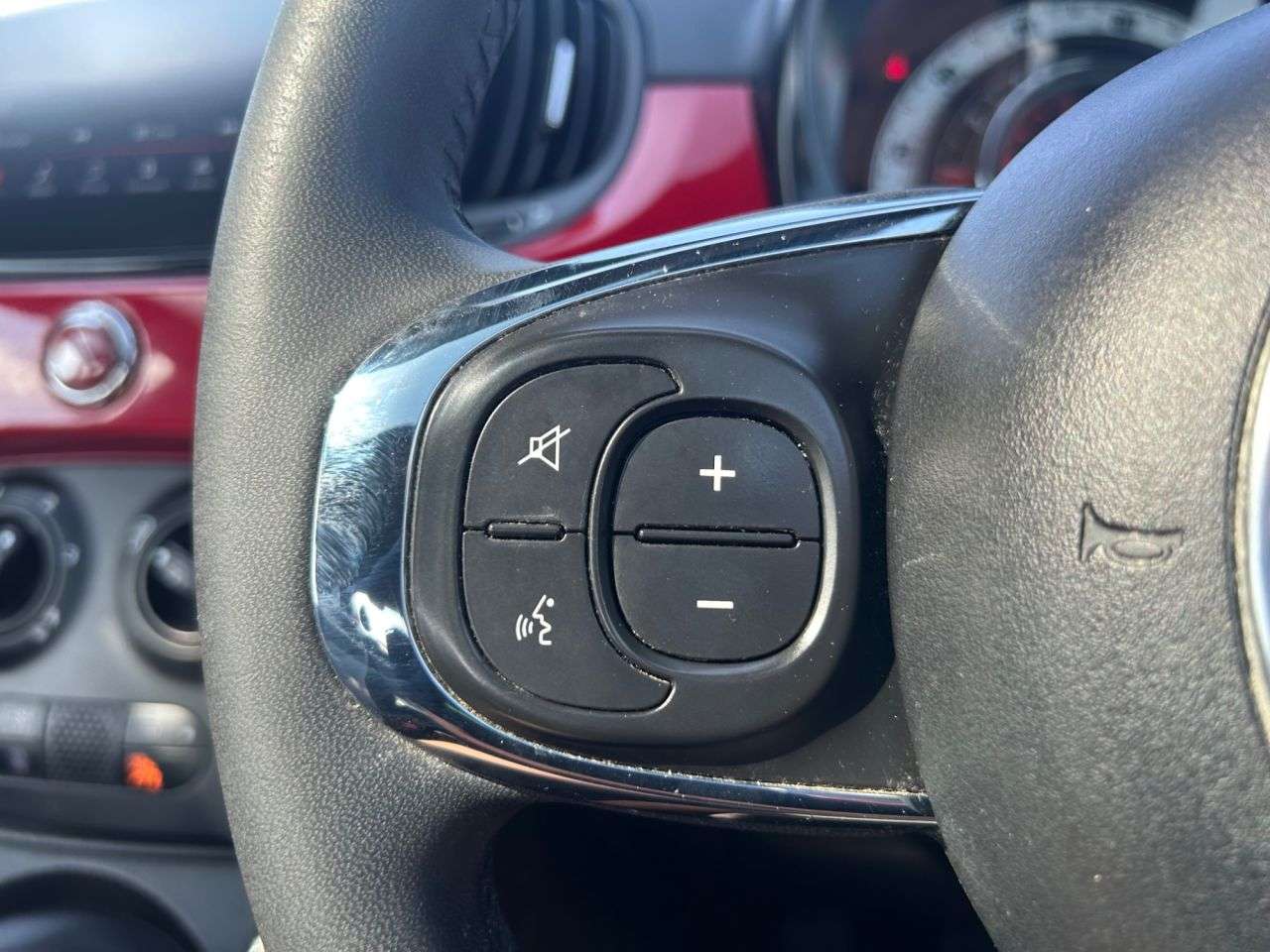 2021 FIAT 500 2021 FIAT 500