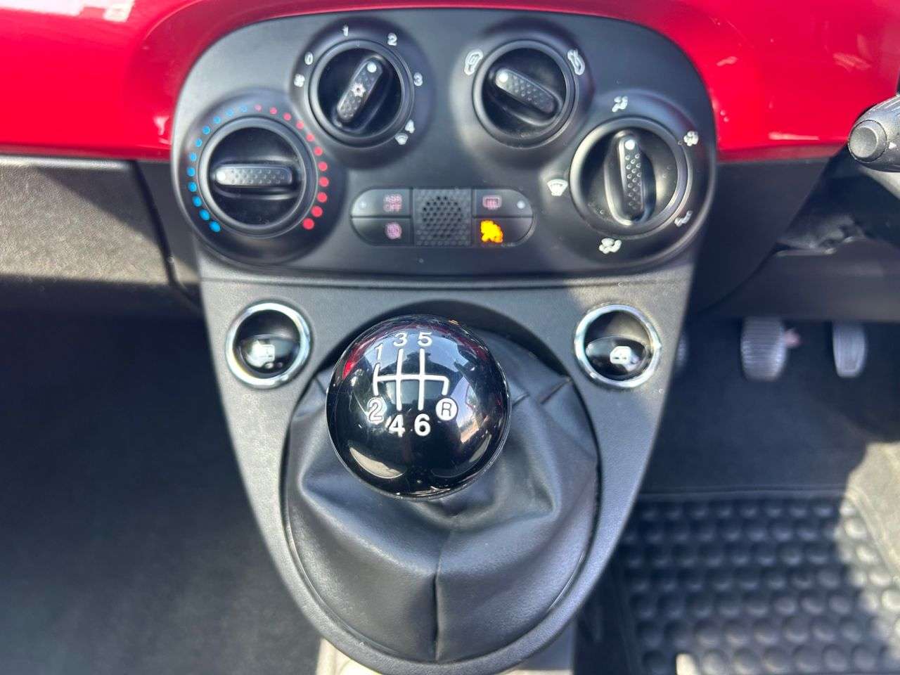 2021 FIAT 500 2021 FIAT 500