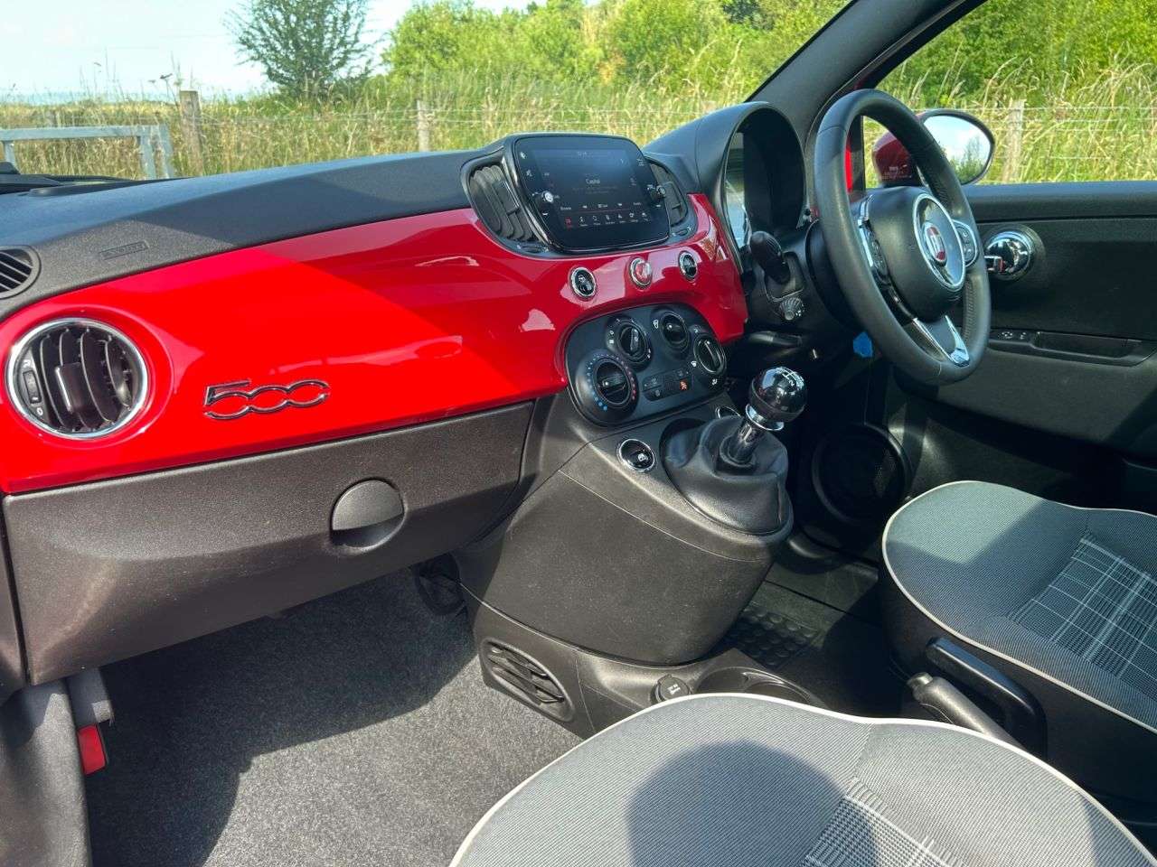 2021 FIAT 500 2021 FIAT 500