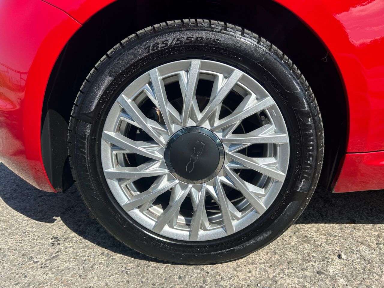 2021 FIAT 500 2021 FIAT 500
