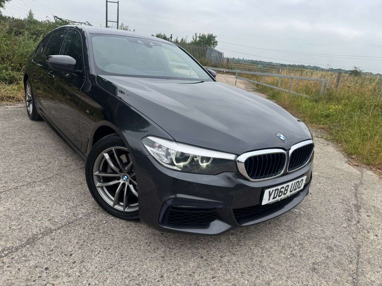 A 2018 BMW 5 SERIES 2.0 520d M Sport Saloon 4dr Diesel Auto xDrive Euro 6 (s/s) (190 ps) 62.7 M A 2018 BMW 5 SERIES 2.0 520d M Sport Saloon 4dr Diesel Auto xDrive Euro 6 (s/s) (190 ps) 62.7 M