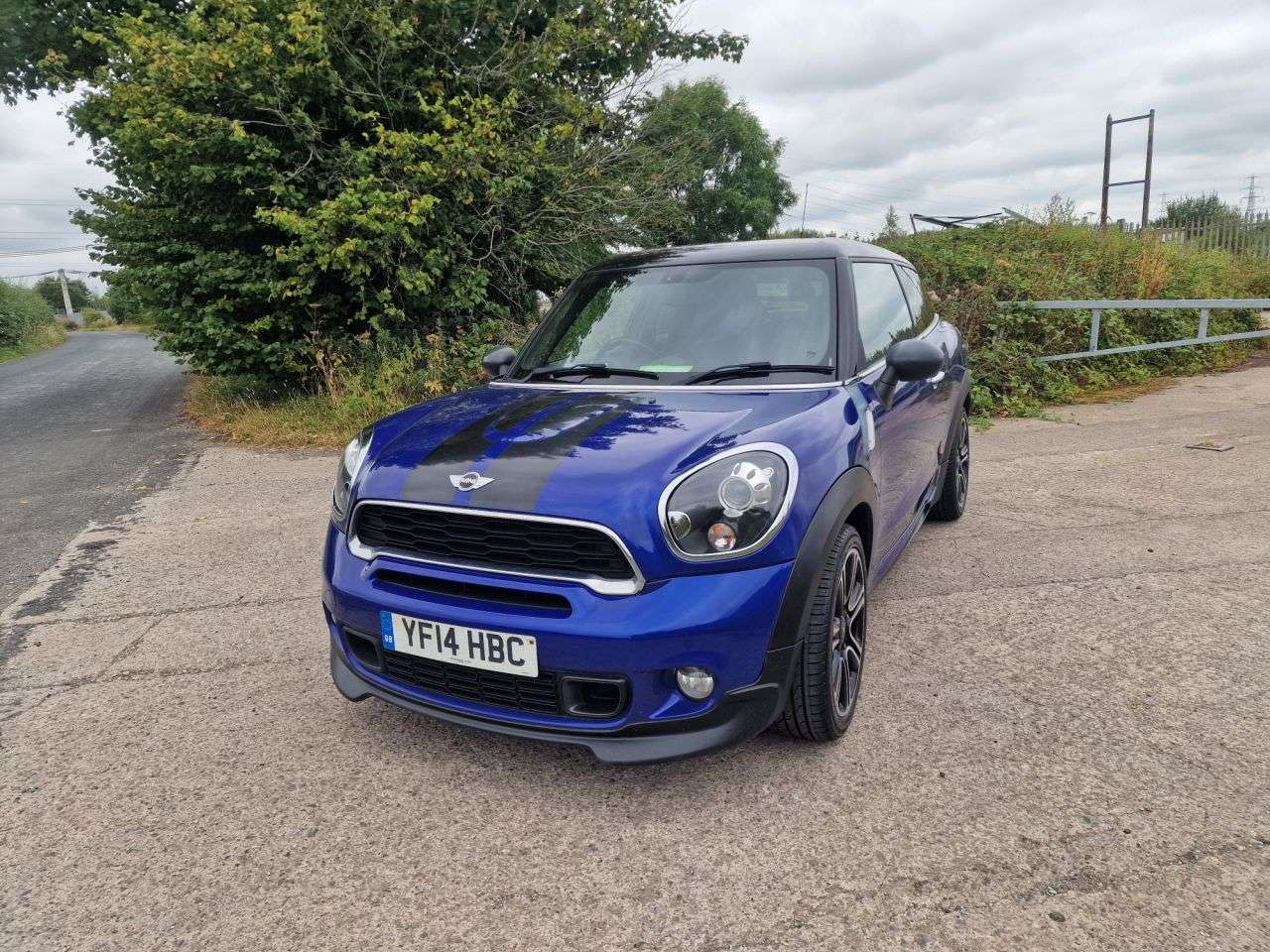 A 2014 MINI PACEMAN 1.6 Cooper S SUV 3dr Petrol Manual Euro 5 (s/s) (184 ps) A 2014 MINI PACEMAN 1.6 Cooper S SUV 3dr Petrol Manual Euro 5 (s/s) (184 ps)