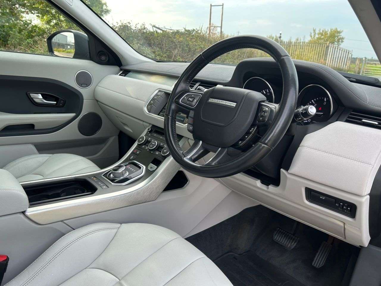 2015 LAND ROVER RANGE ROVER EVOQUE 2015 LAND ROVER RANGE ROVER EVOQUE