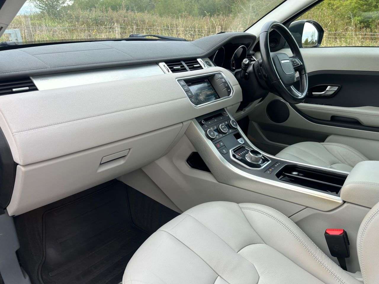 2015 LAND ROVER RANGE ROVER EVOQUE 2015 LAND ROVER RANGE ROVER EVOQUE