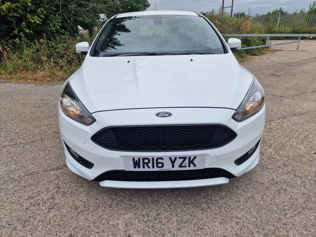 A 2016 FORD FOCUS 1.5 TDCi ST-Line Hatchback 5dr Diesel Manual Euro 6 (s/s) (120 ps) A 2016 FORD FOCUS 1.5 TDCi ST-Line Hatchback 5dr Diesel Manual Euro 6 (s/s) (120 ps)