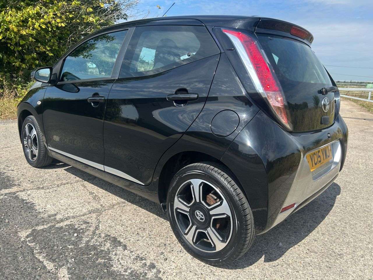 2015 TOYOTA AYGO 2015 TOYOTA AYGO