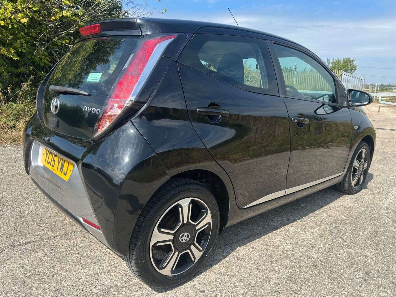 2015 TOYOTA AYGO 2015 TOYOTA AYGO