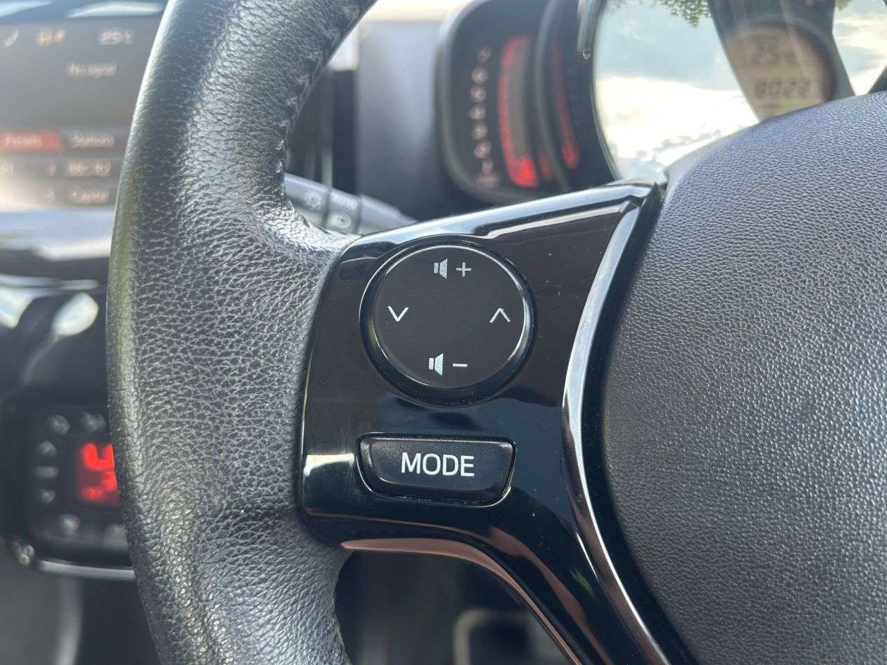2015 TOYOTA AYGO 2015 TOYOTA AYGO