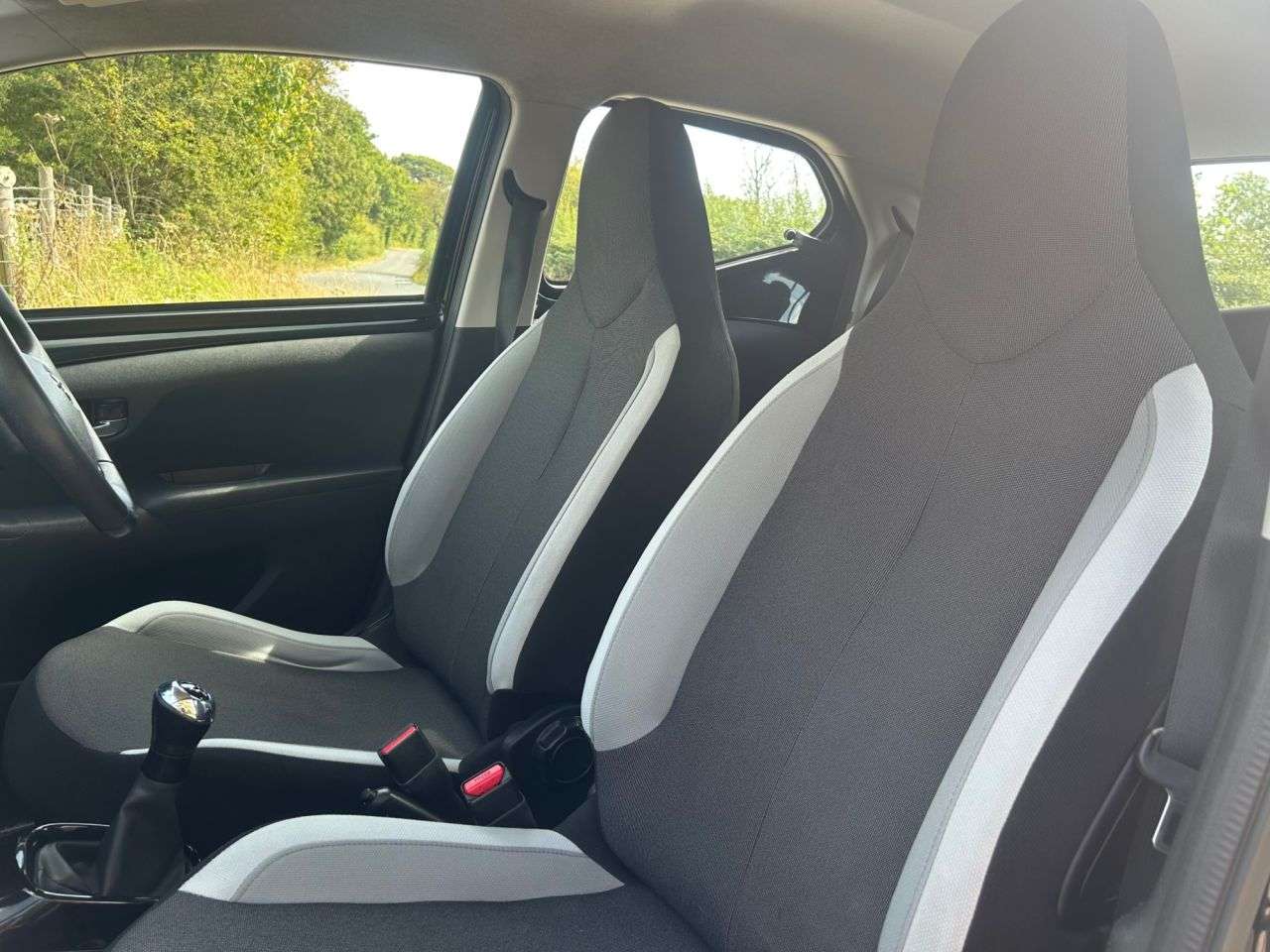 2015 TOYOTA AYGO 2015 TOYOTA AYGO