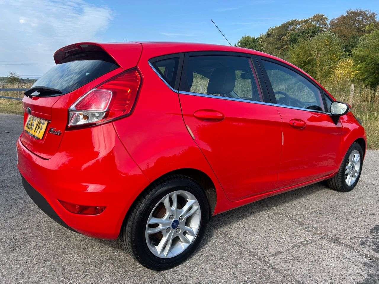A 2016 FORD FIESTA 1.25 Zetec Hatchback 5dr Petrol Manual Euro 6 (82 ps) 65.7 MPG + DAB RADIO A 2016 FORD FIESTA 1.25 Zetec Hatchback 5dr Petrol Manual Euro 6 (82 ps) 65.7 MPG + DAB RADIO