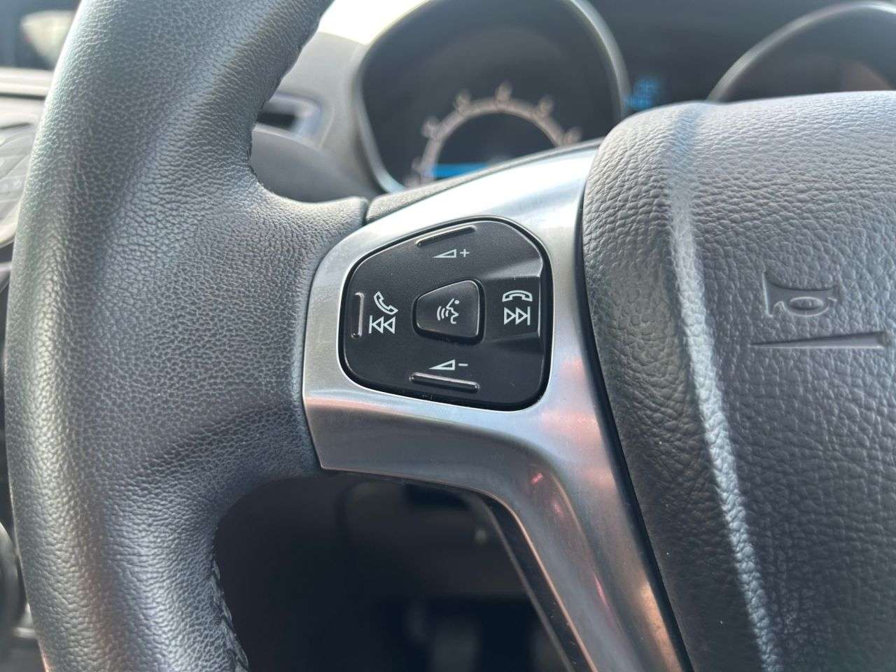 2015 FORD FIESTA 2015 FORD FIESTA