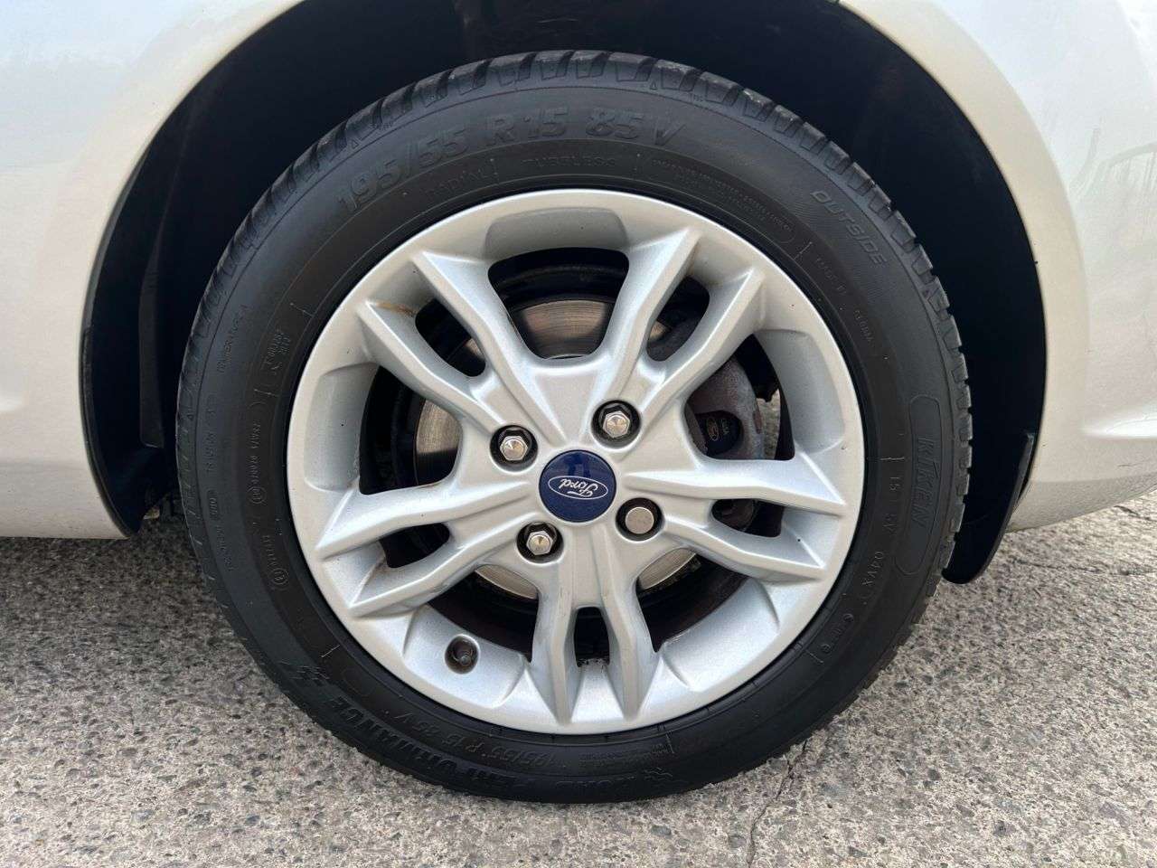 2015 FORD FIESTA 2015 FORD FIESTA