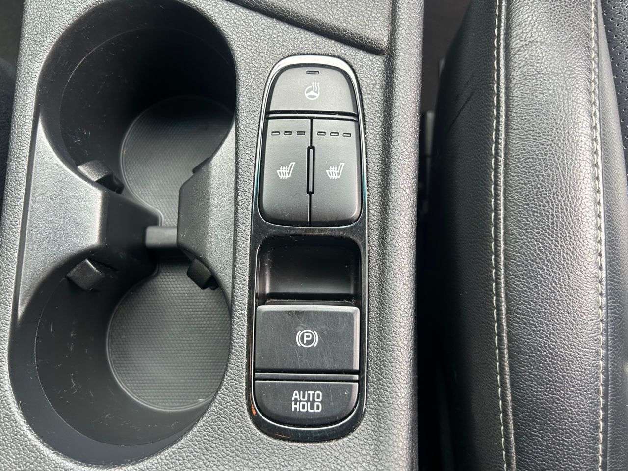 2020 KIA NIRO 2020 KIA NIRO