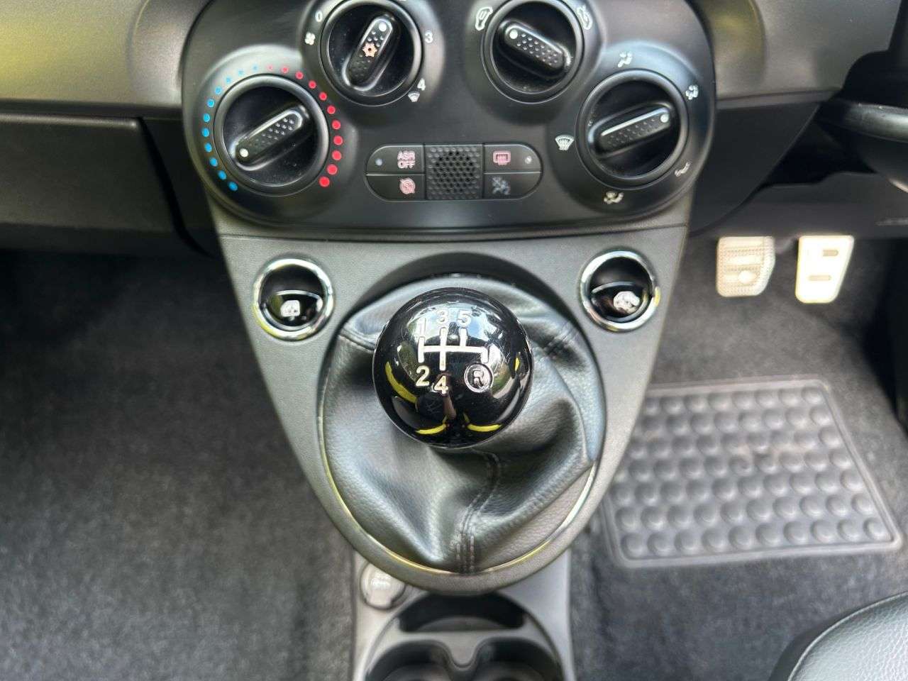 2016 FIAT 500 2016 FIAT 500