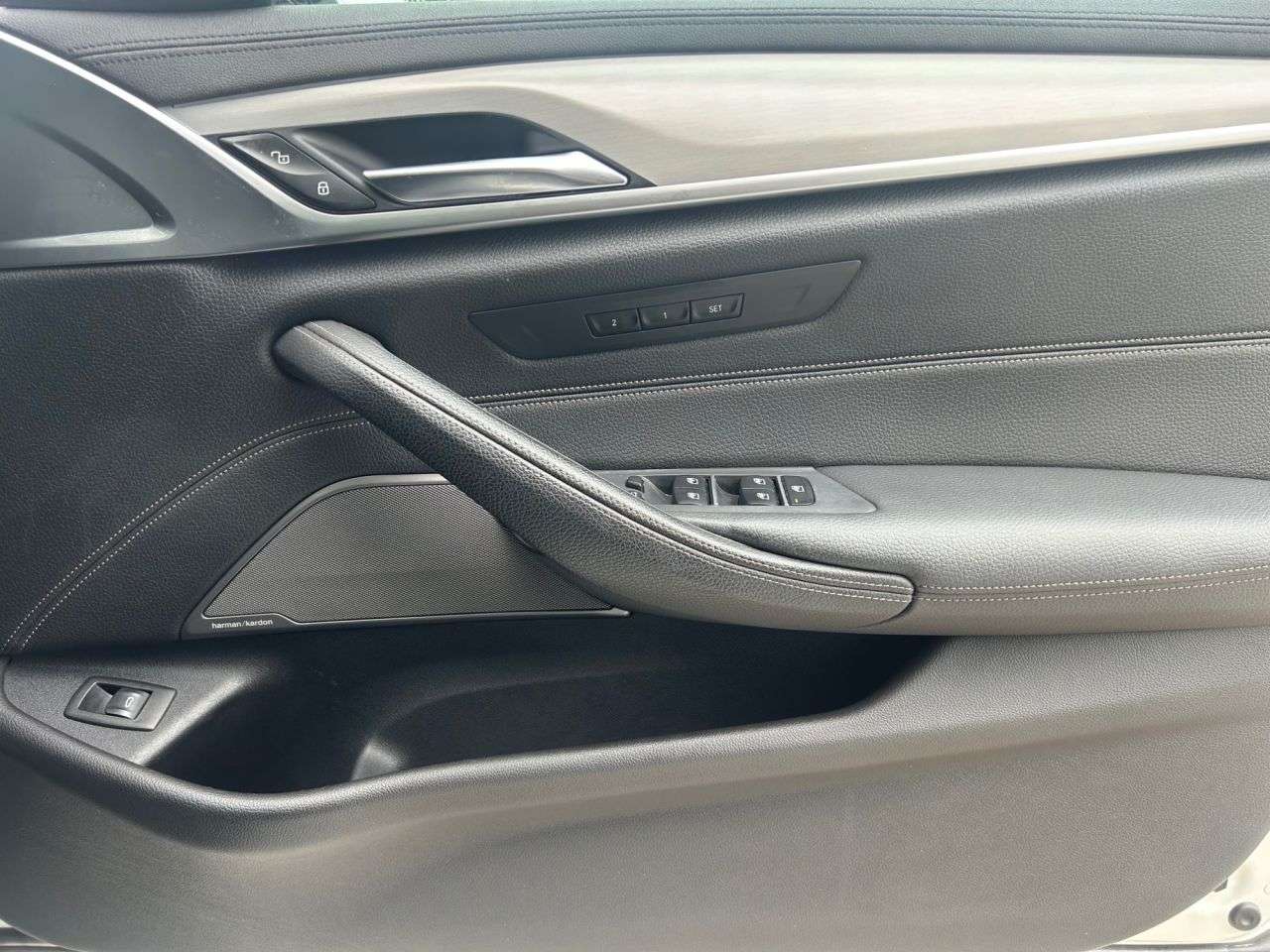 2019 BMW 5 SERIES 2019 BMW 5 SERIES