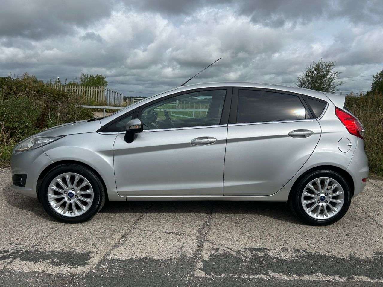 2014 FORD FIESTA 2014 FORD FIESTA