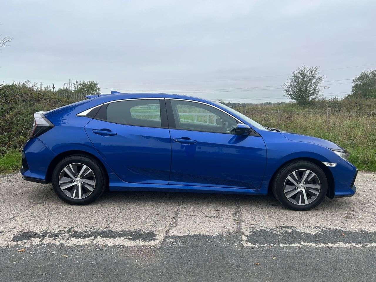 A 2022 HONDA CIVIC 1.0 VTEC Turbo SE Hatchback 5dr Petrol Manual Euro 6 (s/s) (126 ps) A 2022 HONDA CIVIC 1.0 VTEC Turbo SE Hatchback 5dr Petrol Manual Euro 6 (s/s) (126 ps)