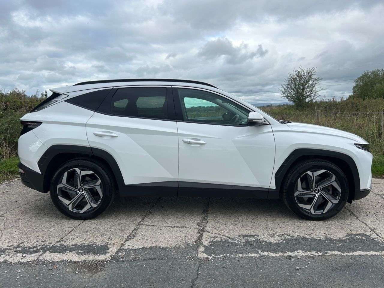 A 2022 HYUNDAI TUCSON 1.6 T-GDi Ultimate SUV 5dr Petrol Manual Euro 6 (s/s) (150 ps) HEATED STEER A 2022 HYUNDAI TUCSON 1.6 T-GDi Ultimate SUV 5dr Petrol Manual Euro 6 (s/s) (150 ps) HEATED STEER