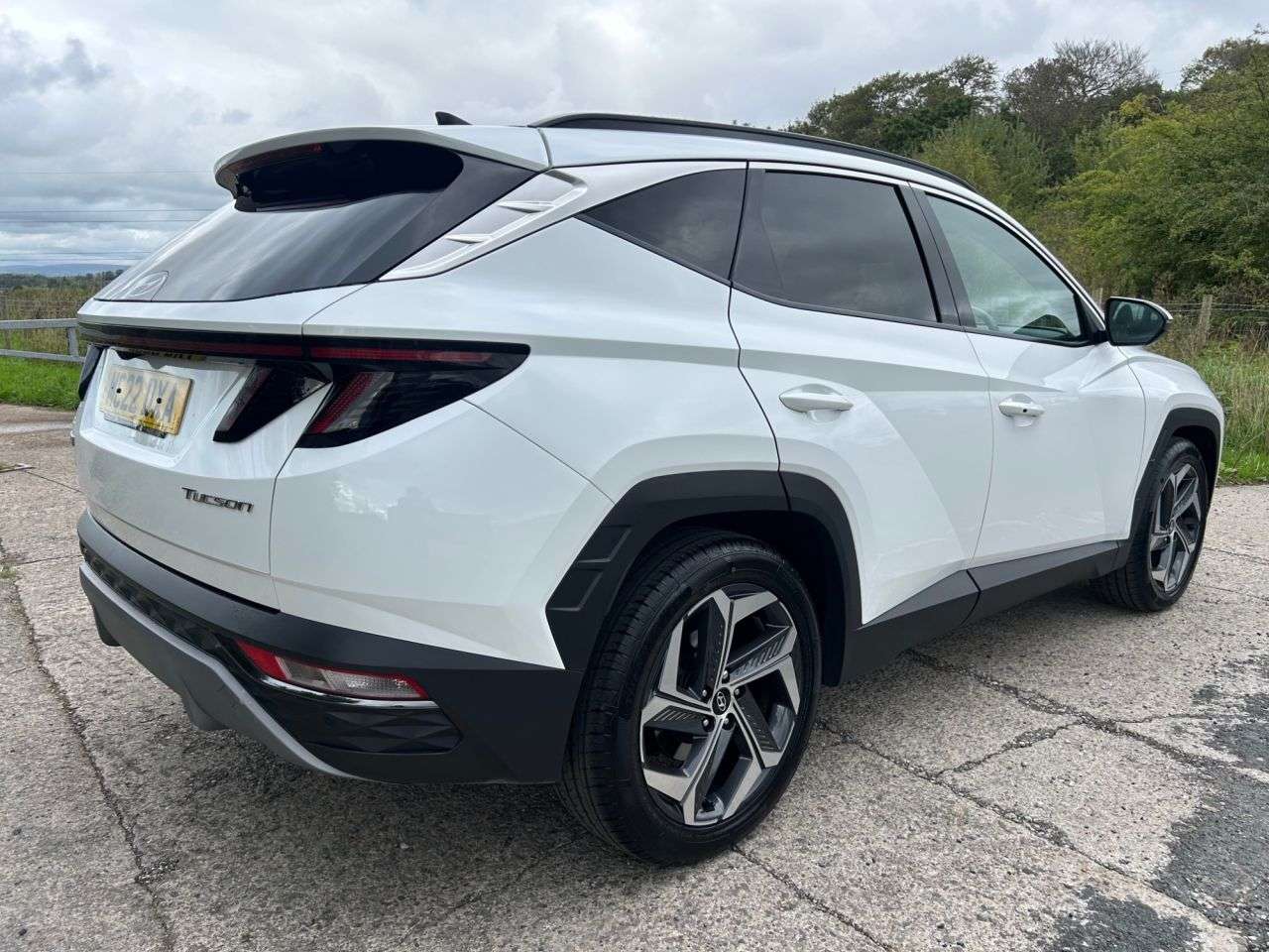 A 2022 HYUNDAI TUCSON 1.6 T-GDi Ultimate SUV 5dr Petrol Manual Euro 6 (s/s) (150 ps) HEATED STEER A 2022 HYUNDAI TUCSON 1.6 T-GDi Ultimate SUV 5dr Petrol Manual Euro 6 (s/s) (150 ps) HEATED STEER