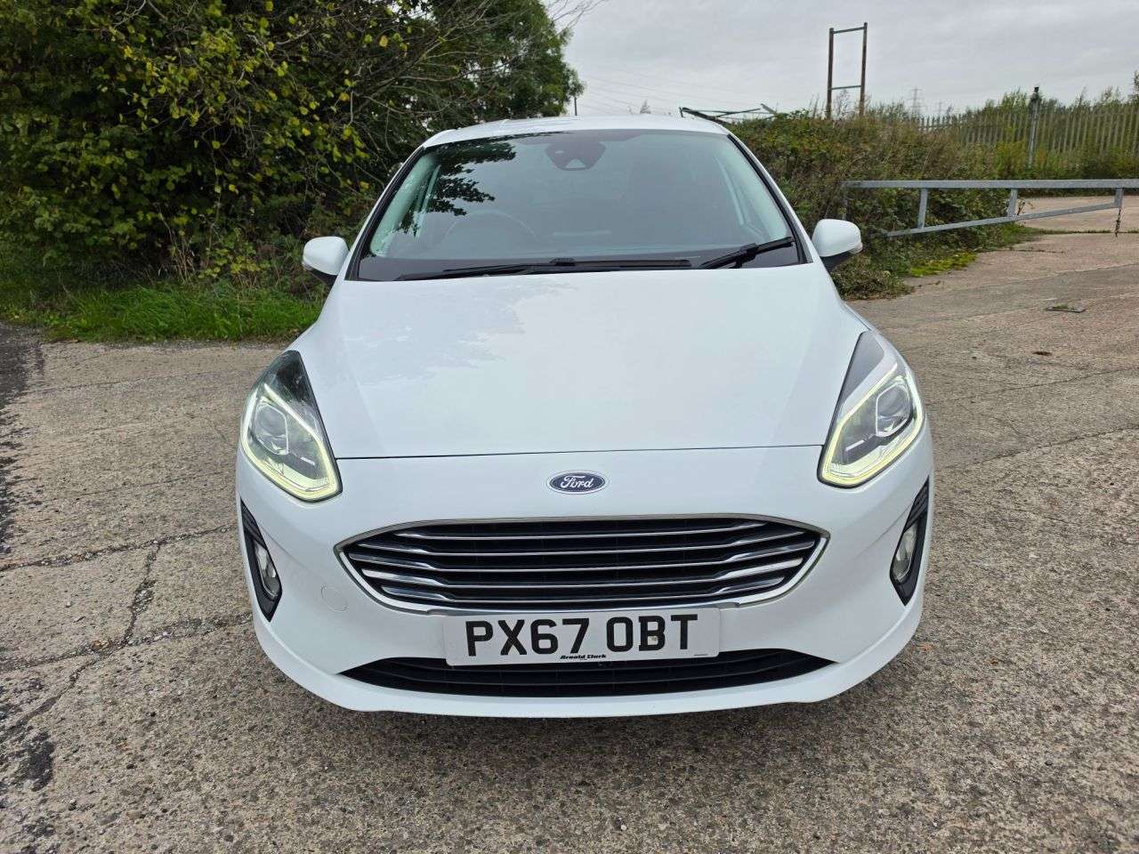 A 2017 FORD FIESTA 1.1 Ti-VCT Zetec Hatchback 5dr Petrol Manual Euro 6 (s/s) (85 ps) A 2017 FORD FIESTA 1.1 Ti-VCT Zetec Hatchback 5dr Petrol Manual Euro 6 (s/s) (85 ps)
