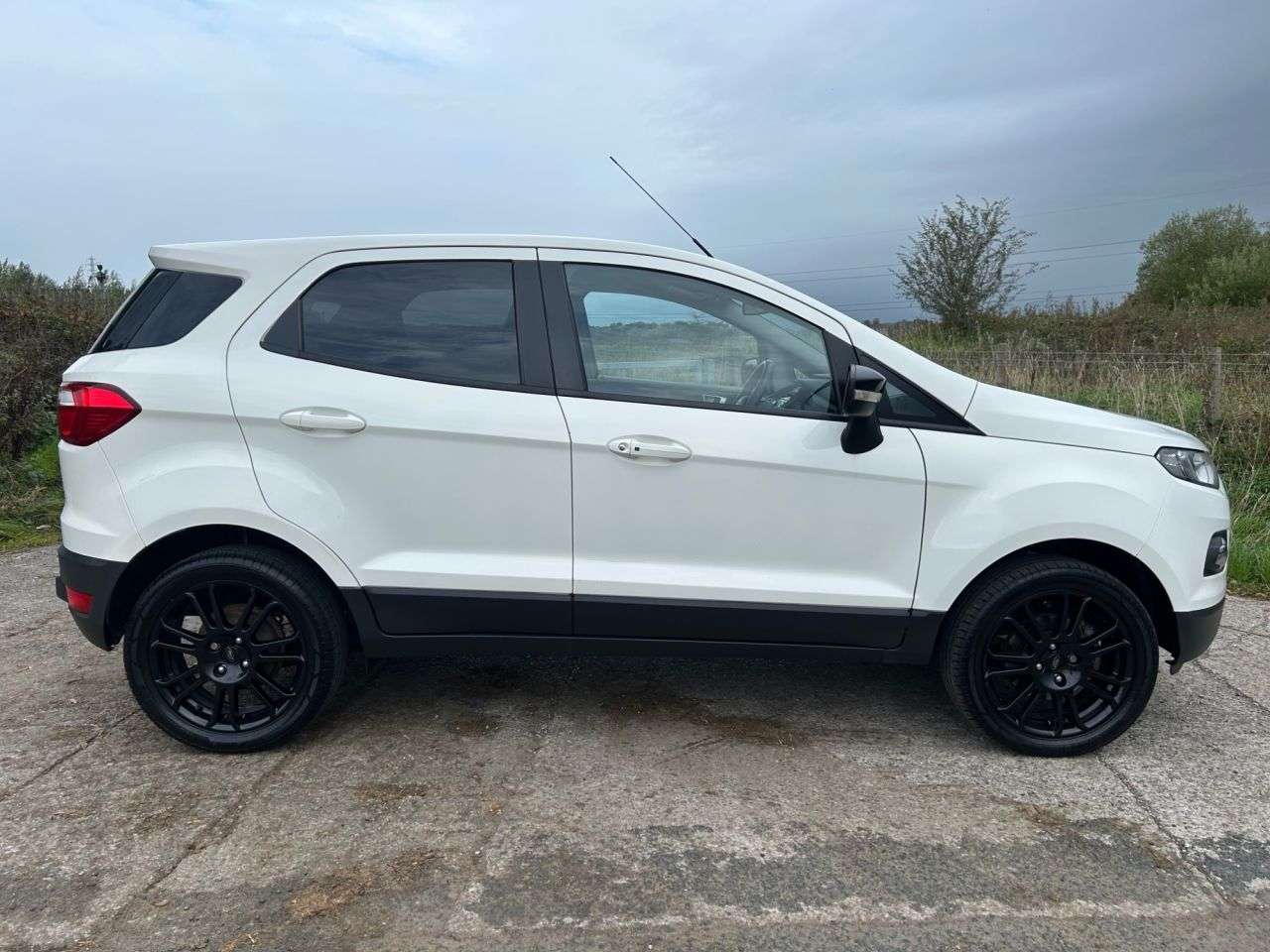A 2017 FORD ECOSPORT 1.0T EcoBoost Titanium S SUV 5dr Petrol Manual 2WD Euro 6 (s/s) (140 ps) 60 A 2017 FORD ECOSPORT 1.0T EcoBoost Titanium S SUV 5dr Petrol Manual 2WD Euro 6 (s/s) (140 ps) 60
