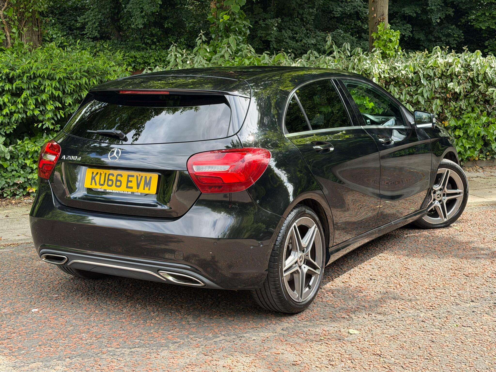 2016 MERCEDES-BENZ A CLASS 2016 MERCEDES-BENZ A CLASS