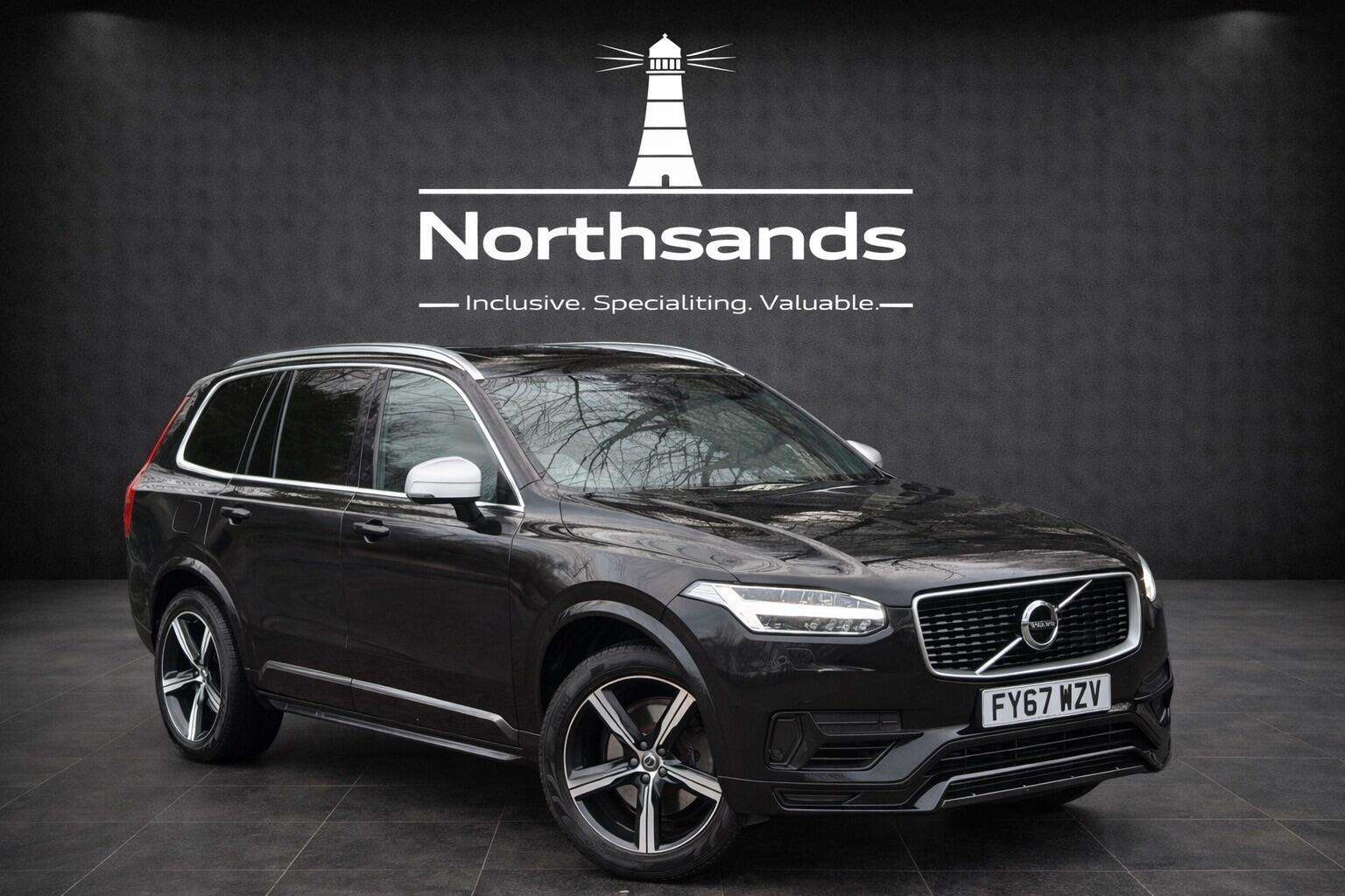 A 2017 VOLVO XC90 2.0h T8 Twin Engine 9.2kWh R-Design Auto 4WD Euro 6 (s/s) 5dr A 2017 VOLVO XC90 2.0h T8 Twin Engine 9.2kWh R-Design Auto 4WD Euro 6 (s/s) 5dr